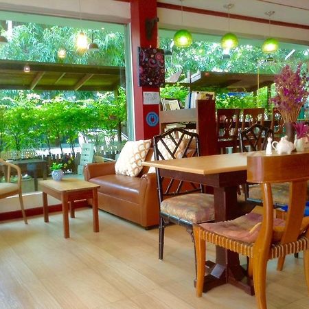 Chanchala Cafe & Hostel ホアヒン郡 エクステリア 写真